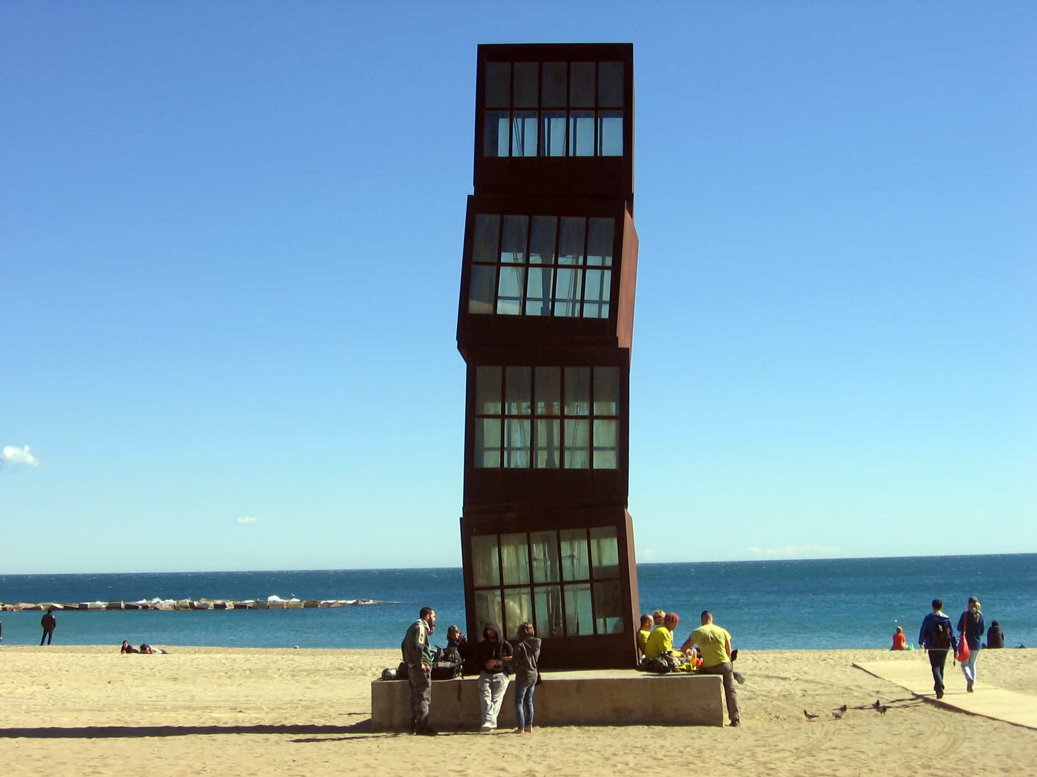 4 obras de arte en las calles de Barcelona - Travelodge Hoteles España